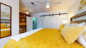 Pet Friendly - Private Backyard - Quiet Neighborhood - FLPCB56
